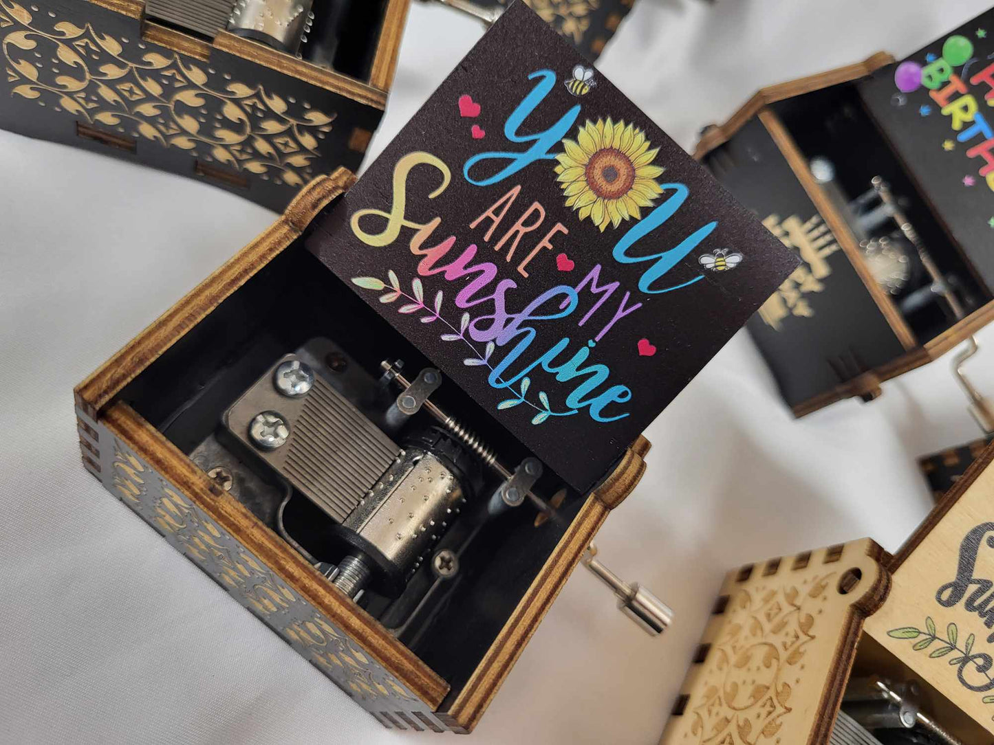 Hand Cranked Music Box - You Are My Sunshine