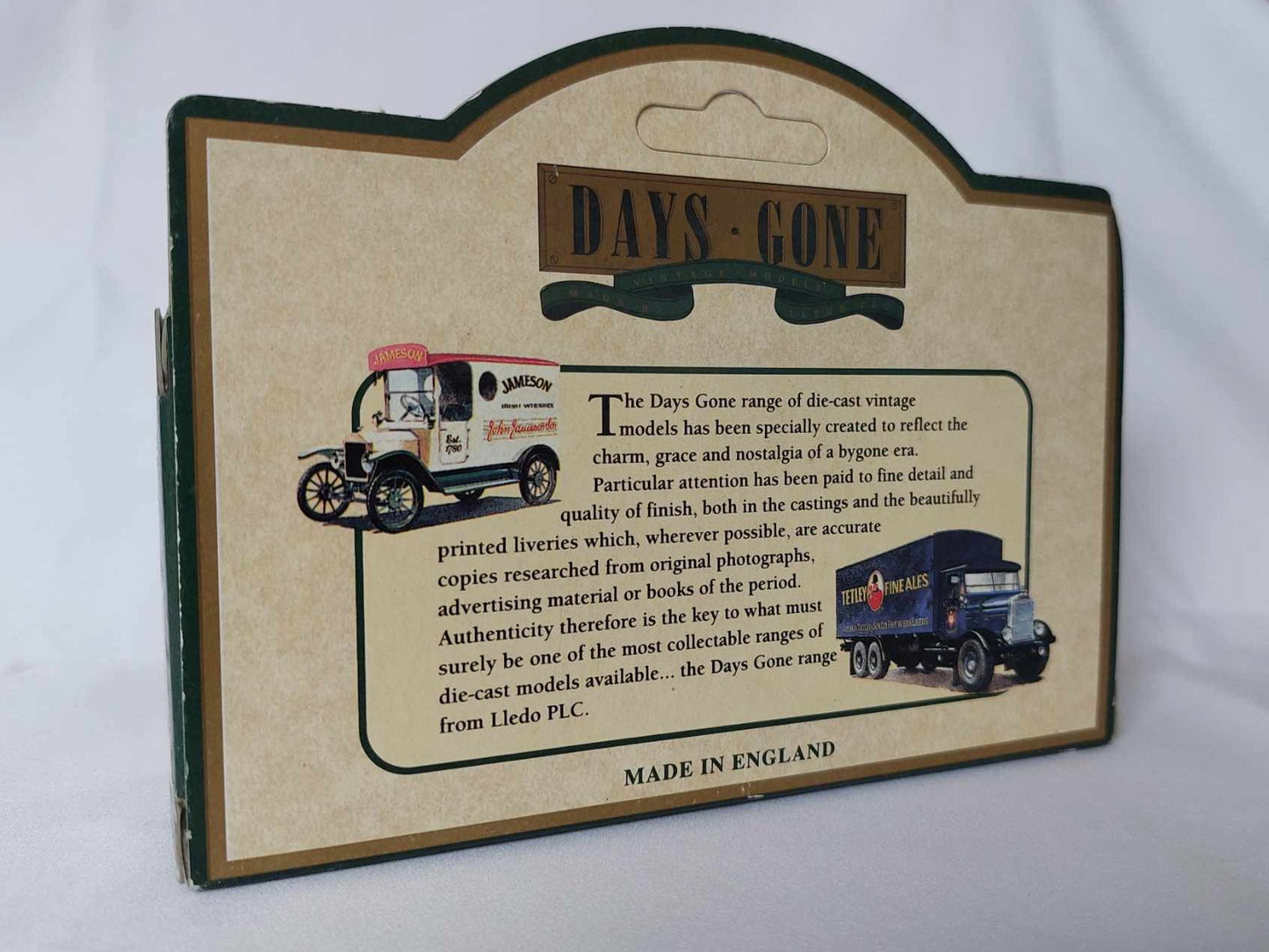 Days Gone Diecast Model Of A 1950 Morris Z Van - ROYAL MAIL