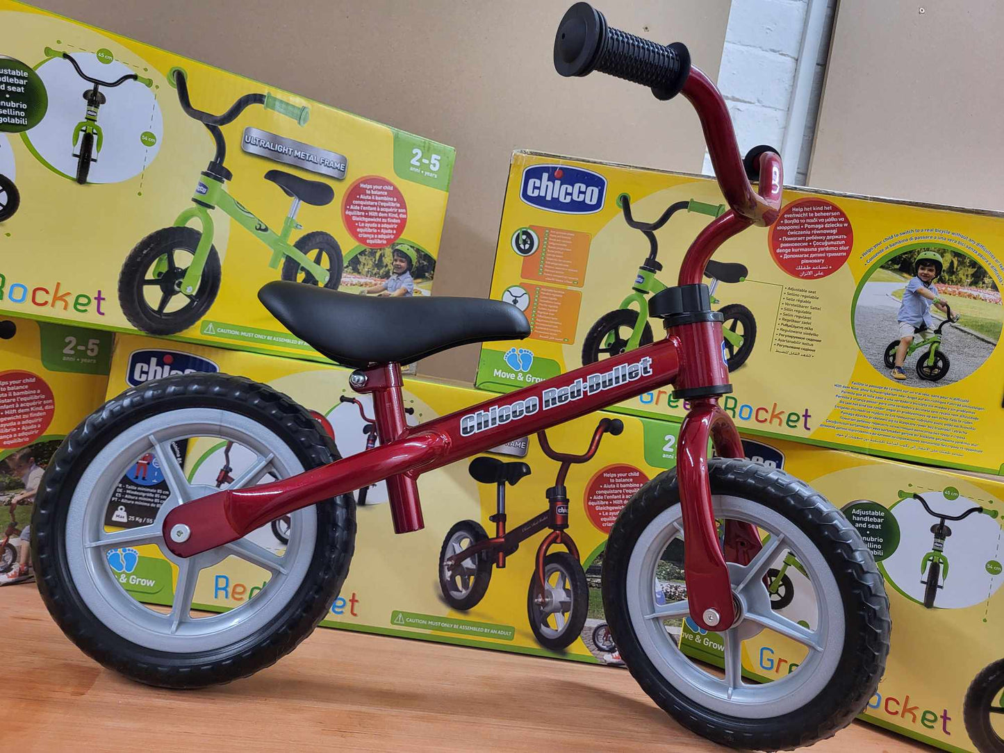 Chicco Red Bullet Balance Bike (RED/GREE)