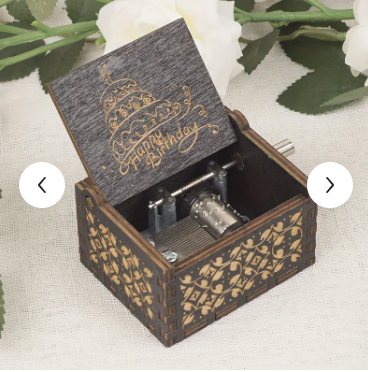 Wooden hand crank musical box - Happy Birthday